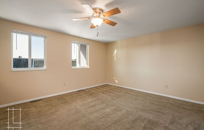 2 beds, 1 bath, $1,400, Unit 393 E Buttles Ave Apt. G