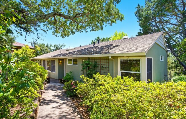 Gorgeous 4 bedroom home in Greenbrae with fantastic views for rent!
