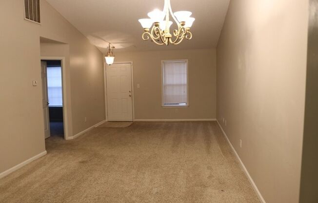 Town House For Rent in Augusta!