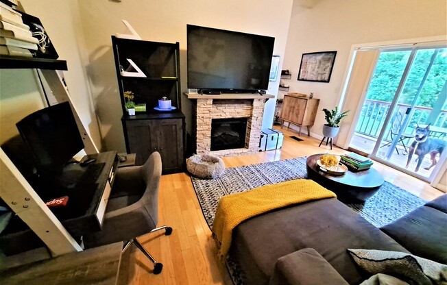 49 Cedar St