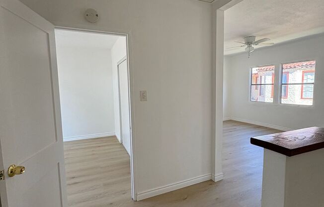 1 bed, 1 bath, 400 sqft, $1,695, Unit 6