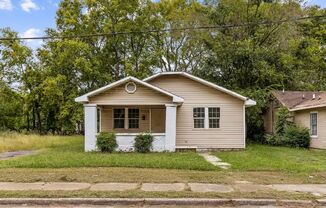 3 beds, 1 bath, $1,250