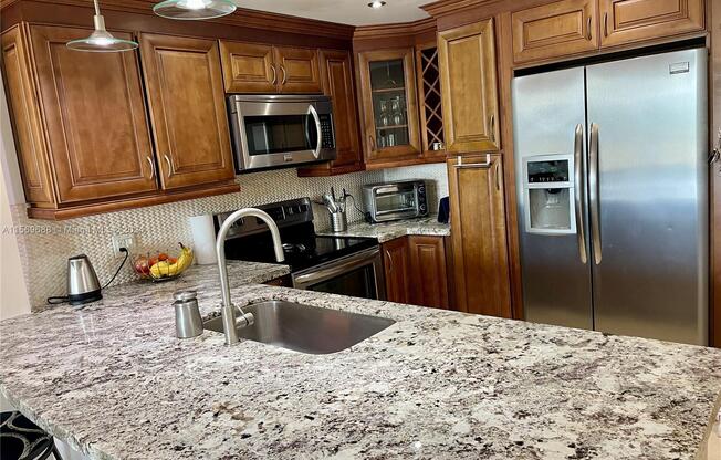 20301 W Country Club Dr