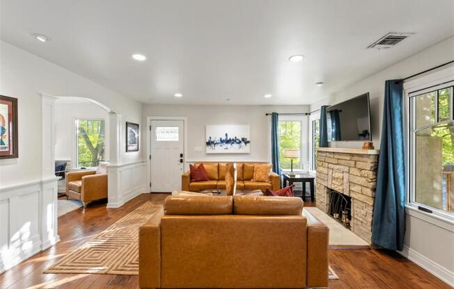 4 beds, 3 baths, 2,500 sqft, $10,500