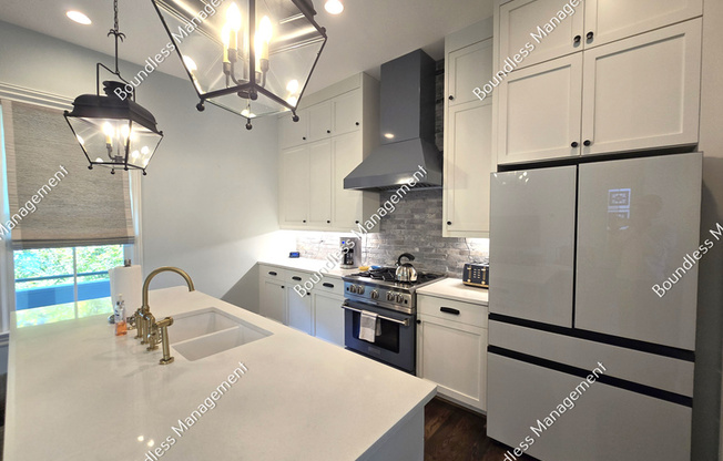 28 BASS ST SE