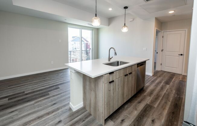 1 bed, 1 bath, 586 sqft, $1,499, Unit 820 #207