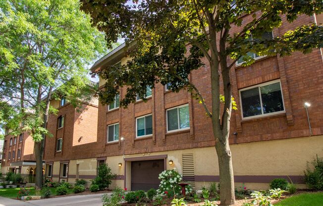 1 bed, 1 bath, 550 sqft, $1,055, Unit 1 Bedroom Waitlist