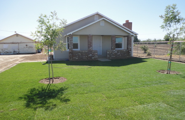 Beautiful Upgraded 3 Bedroom 2 Bath Country Home