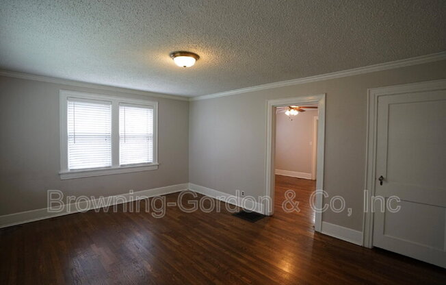 1302 CALDWELL