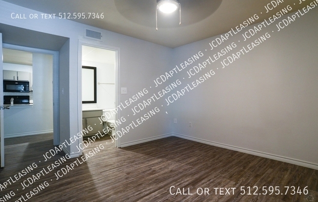 11900 Hobby Horse Ct
