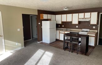 3 beds, 2 baths, 1,200 sqft, $2,100, Unit Unit A