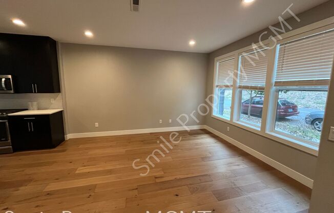 2422 Southeast Morrison Street