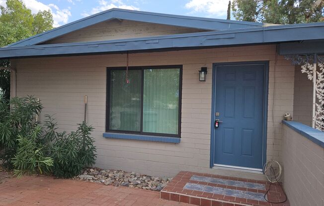 2 beds, 1 bath, $1,199, Unit Speed6924-12