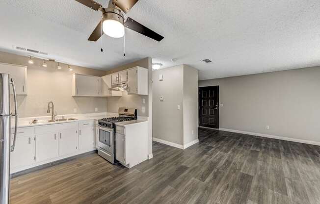 dining area at Desert Bay Apartments, Laughlin, NV