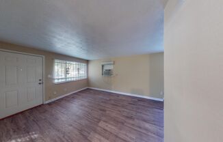 3 beds, 1 bath, $1,060