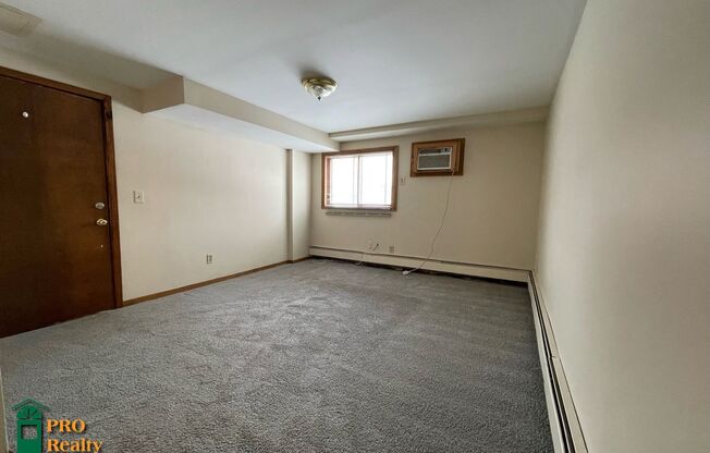 1835 Mechanic Ave #5