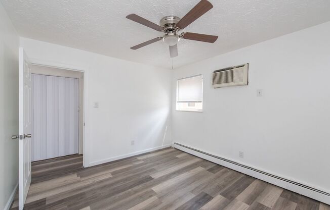 3294 CAMVIC TERRACE APARTMENTS