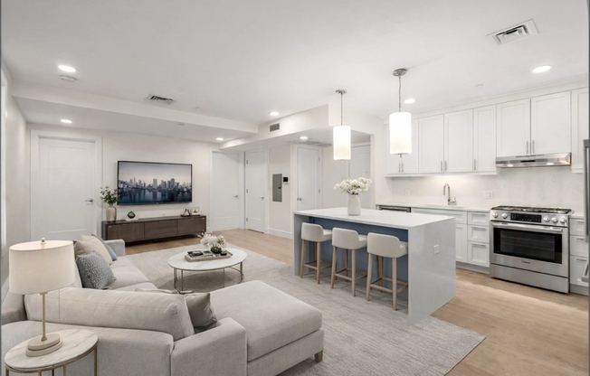 2 beds, 2 baths, 1,114 sqft, $3,850, Unit #402