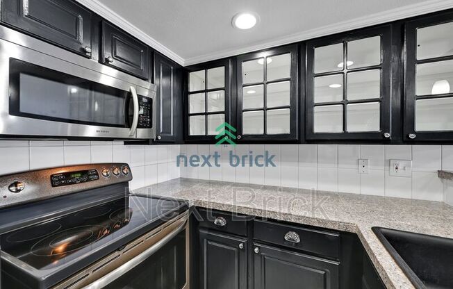 3841 175 AVE NE