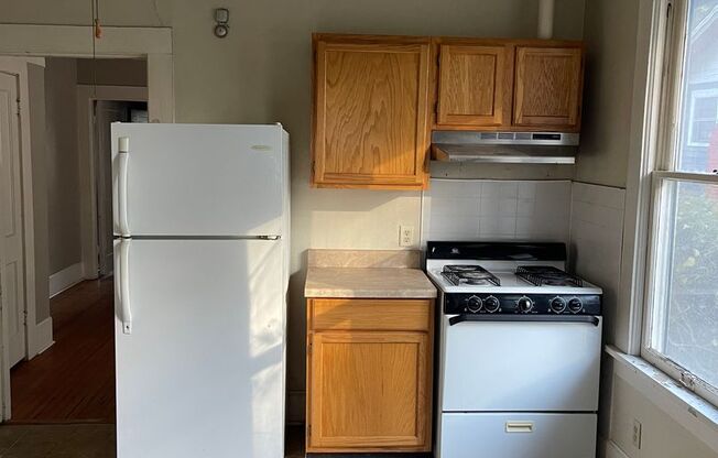 1 bed, 1 bath, $665