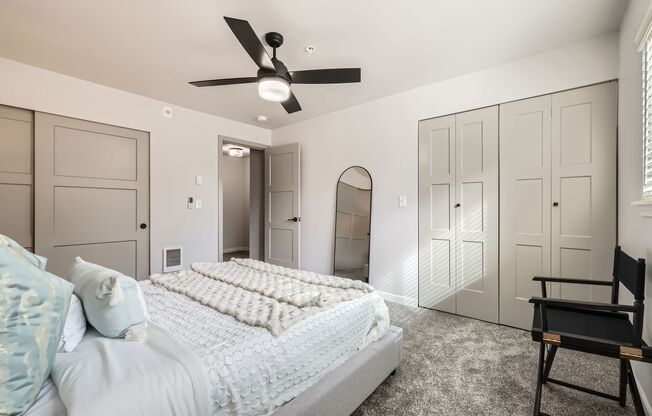2 beds, 1.5 baths, $2,450, Unit 203