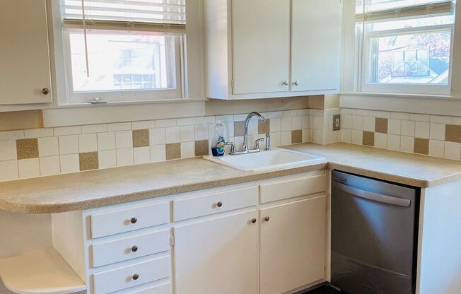 Highlands 2 bedroom 1 bath