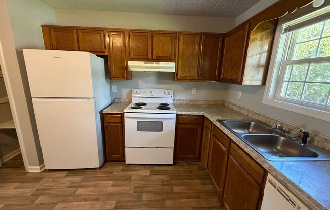 2 beds, 1 bath, 750 sqft, $1,045, Unit B-503D2