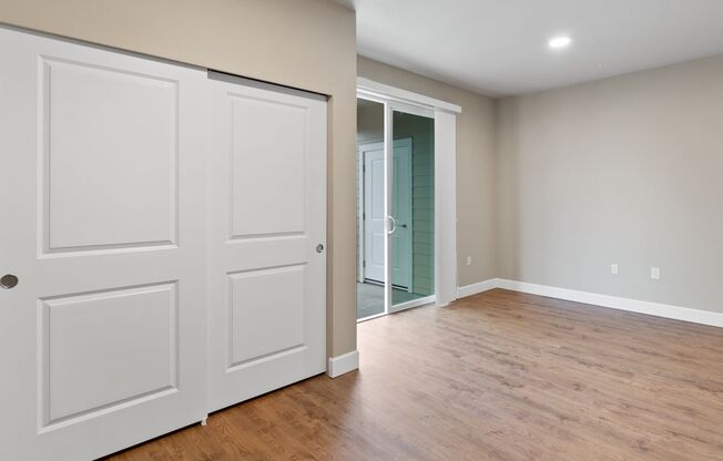 Studio, 1 bath, 466 sqft, $1,575, Unit C-211