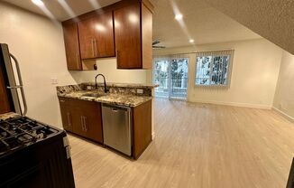 1 bed, 1 bath, 750 sqft, $2,450, Unit 102