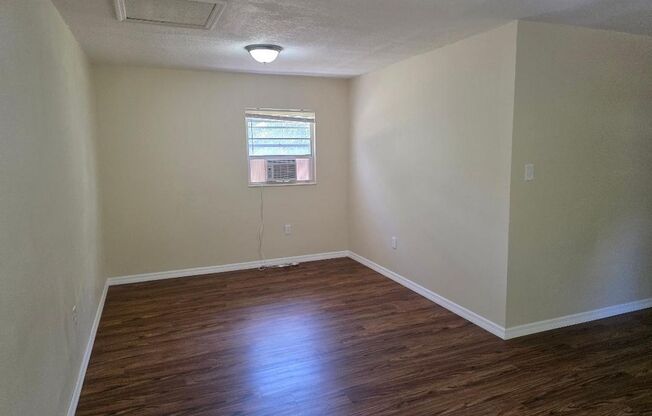 231 BAY ST