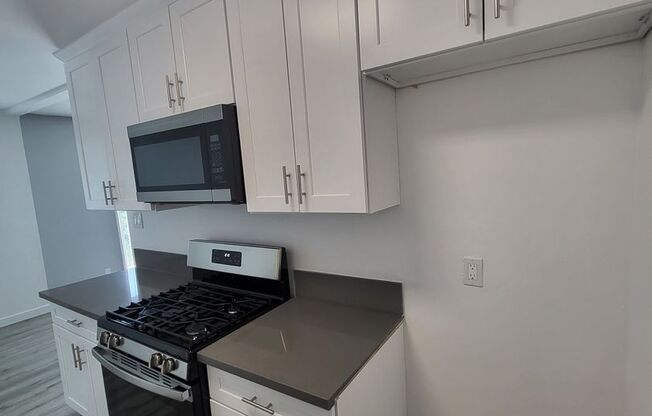 1 bed, 1 bath, $1,850, Unit 08