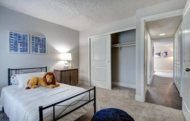Lakewood Apartments - MOD 83 Apartments - Bedroom 4