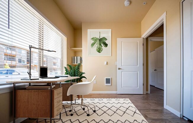 2 beds, 2 baths, 850 sqft, $1,435, Unit 3270-302