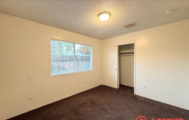 1 bed, 1 bath, 600 sqft, $925, Unit 1849 Golden State Ave K