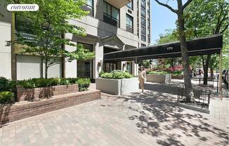 2 beds, 2 baths, 944 sqft, $9,500, Unit 12D
