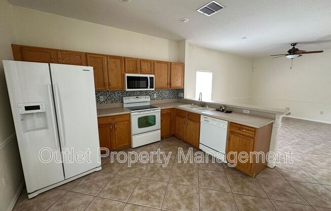4749 WATERSIDE POINTE CIR