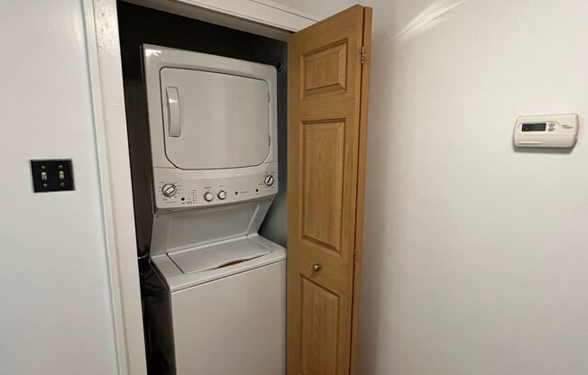 3 beds, 2.5 baths, 2,100 sqft, $3,960, Unit 431-02A