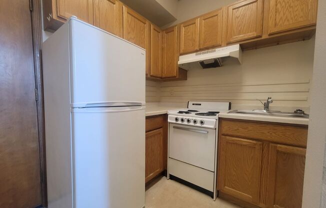 Studio, 1 bath, $795, Unit 387