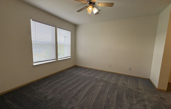 2 beds, 2 baths, 1,018 sqft, $1,450, Unit 354-3013