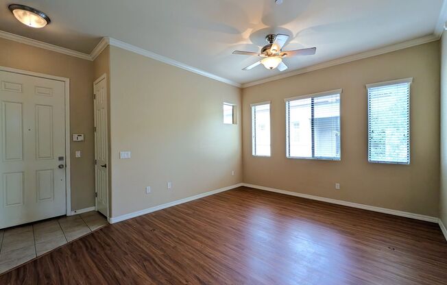 2 beds, 2 baths, $1,750, Unit Unit 2027