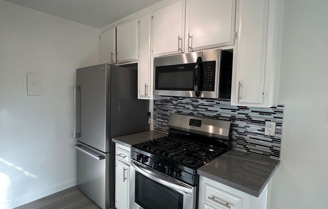 1 bed, 1 bath, 900 sqft, $2,173, Unit 271-15