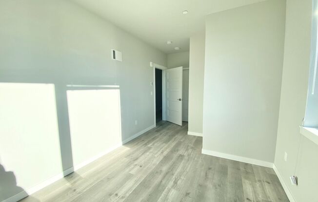 2 beds, 2 baths, 655 sqft, $2,595, Unit 202