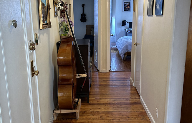 363 W 22 ST