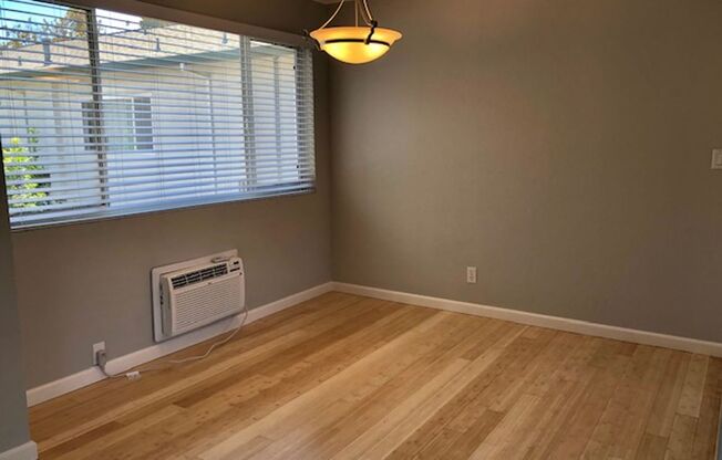1 bed, 1 bath, 935 sqft, $2,950, Unit 66