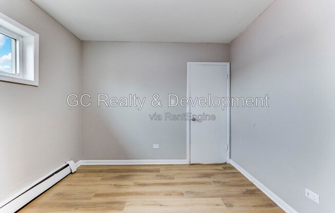 3 beds, 1 bath, 1,055 sqft, $1,695, Unit 2