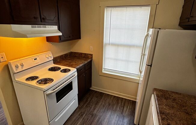 Jamestown Apartments 2 bed/1.5 bath