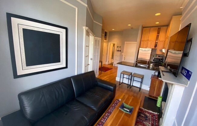 1 bed, 1 bath, 413 sqft, $3,000, Unit 7