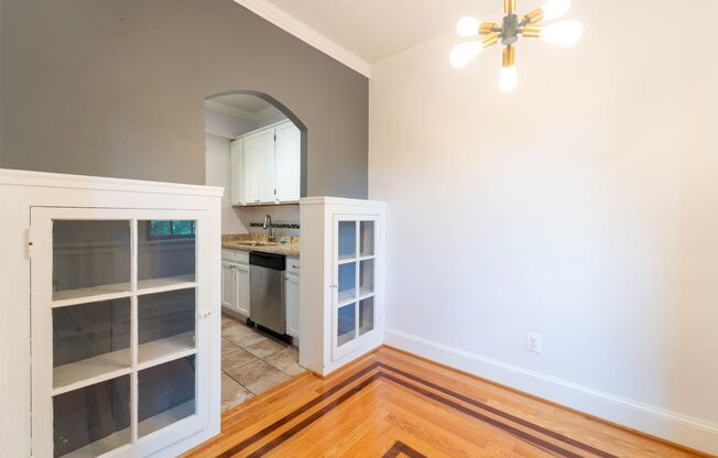 Jr 1 Bed Gem in Kalorama