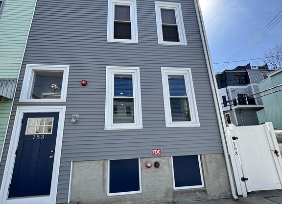 153 EVERETT ST