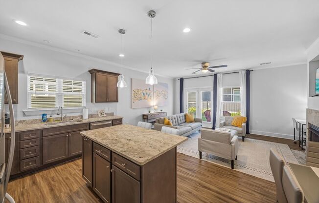 3 beds, 2.5 baths, 1,580 sqft, $2,400, Unit AV137
